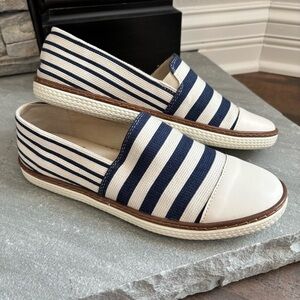 Royal Canadian Women's Size 8 Kalese Blue White Nautical Striped‎ Slip On Shoes